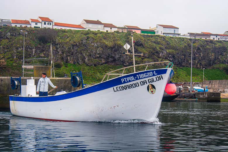 Zarpando desde Rabo de Peixe