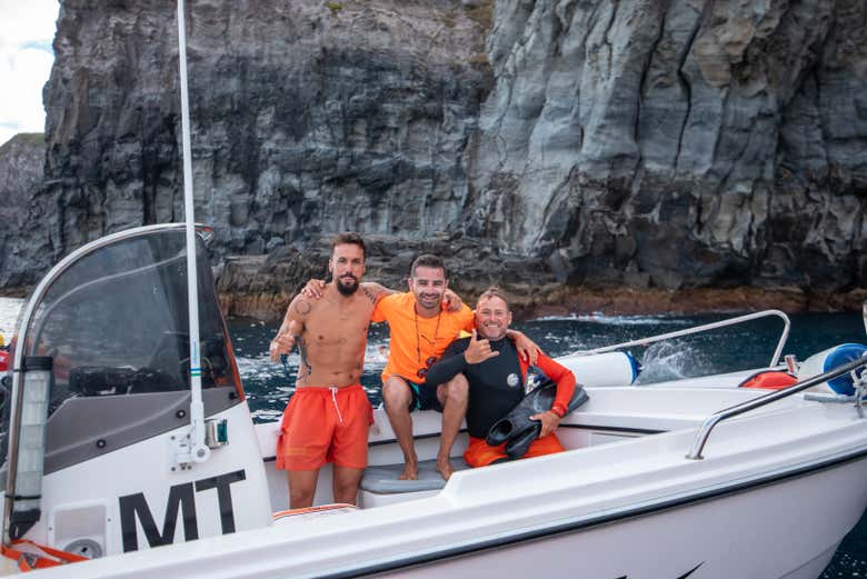 Passeio de barco por Rabo de Peixe