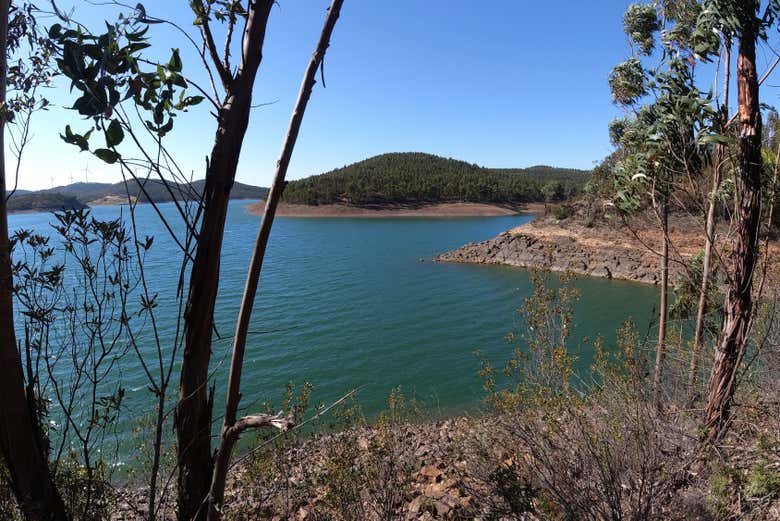 Lake Bravura