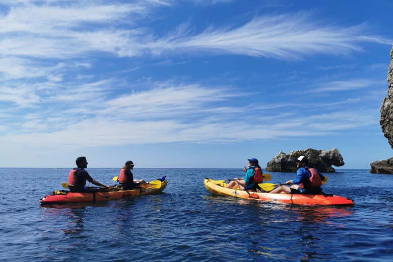 Sesimbra kayak tour