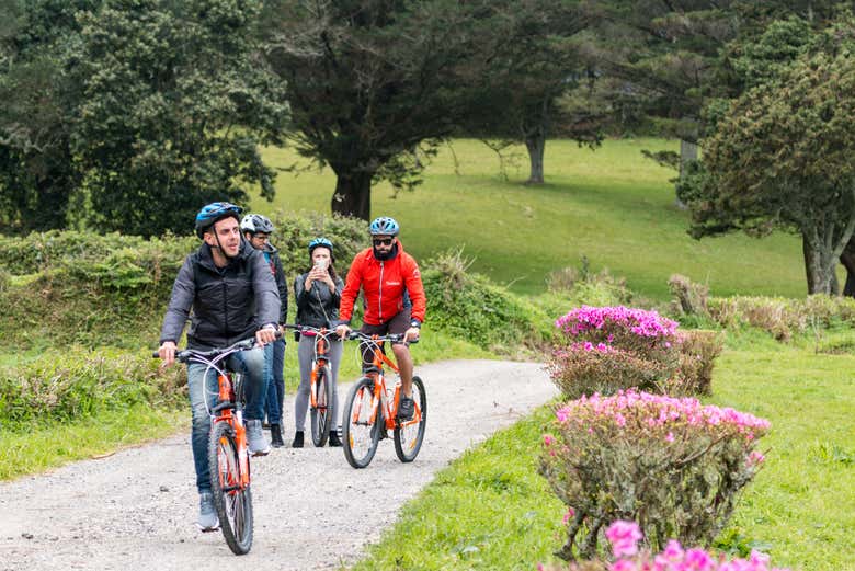 Recorriendo Sete Cidades en bicicleta