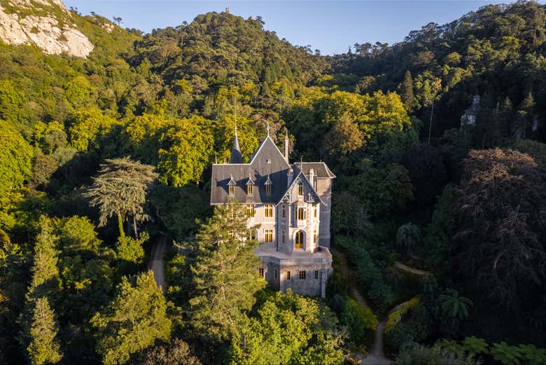 Explore the romantic architecture hidden in the Sintra hills