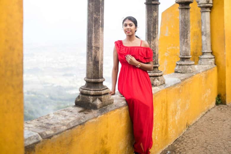Posing on the photography tour of Sintra