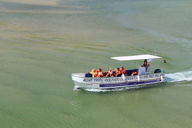 Profitez de la balade en bateau sur la Ría Formosa