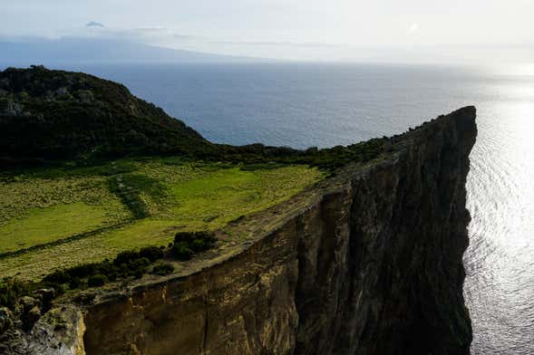 São Jorge Hike