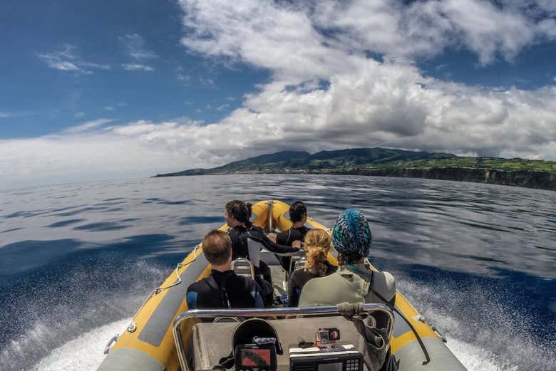 A bordo del gommone