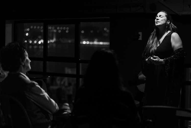Patricia Costa, uma destacada artista de fado