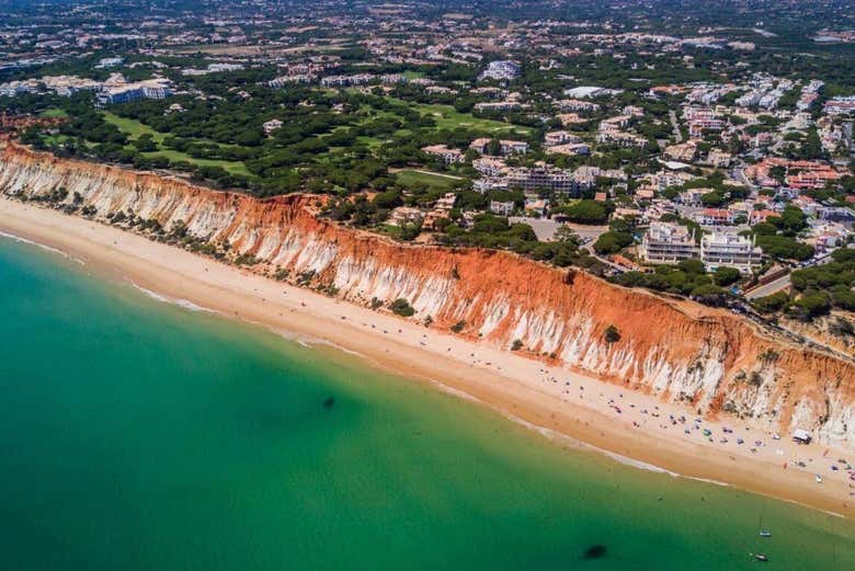 Falesia beach