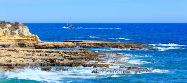 Paseo en velero por la costa del Algarve