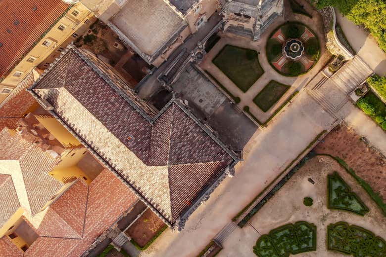 Vista aérea del hotel del bosque de Busaco