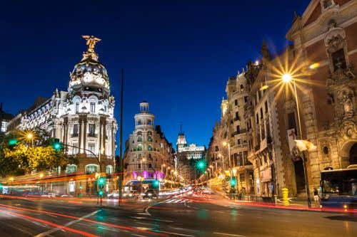 La Gran Vía por la noche