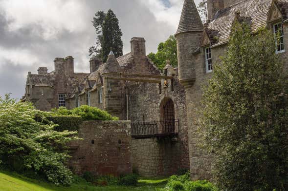 Castillos de Tolquhon y Fraser + Destilería Glen Garioch