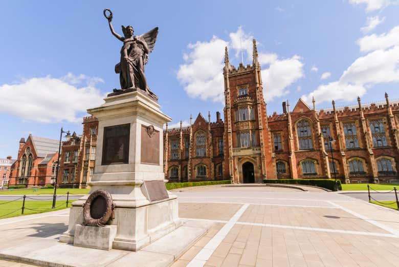 Hop off at the Belfast Queen's University