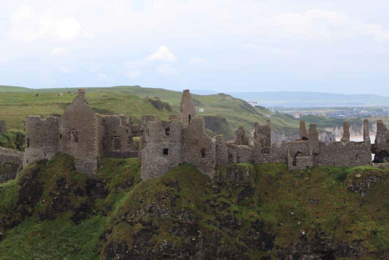 Dentro le rovine del castello