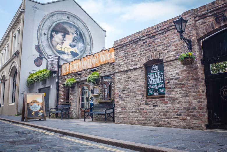 Típicas fachadas de pubs irlandeses