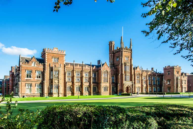 Queen's University