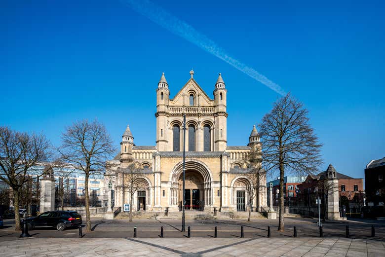 Pass St. Anne's Cathedral