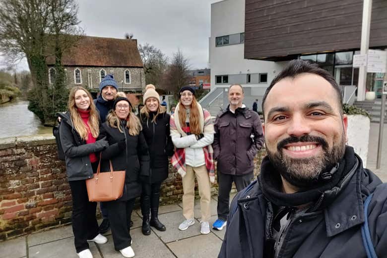 Escuchando las explicaciones del guía