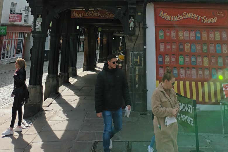 Varias personas durante el recorrido