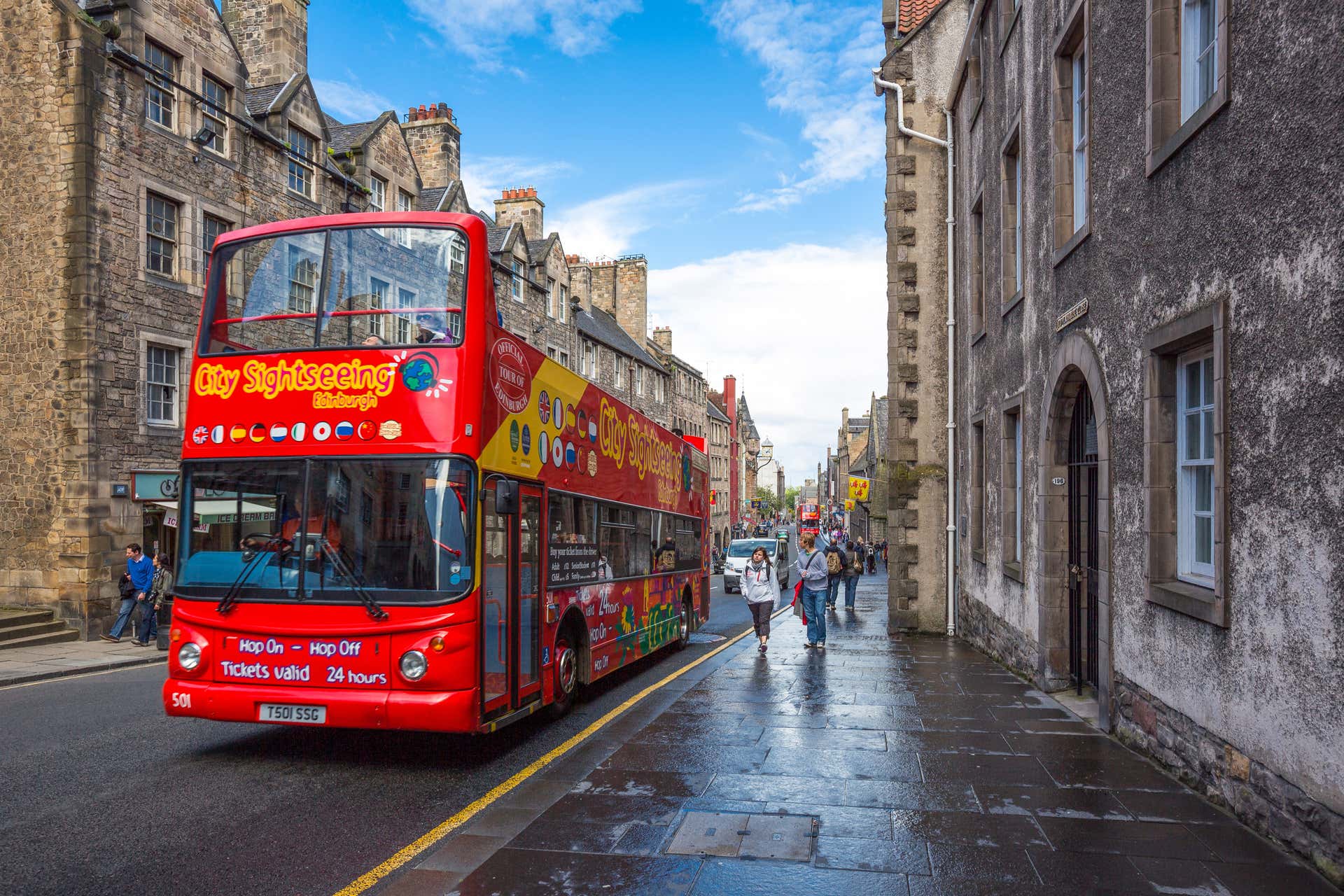 Edinburgh Hop On Hop Off Bus
