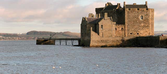 Paseo en barco por los puentes de Forth + Castillo Blackness