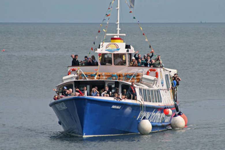 Barco pelas pontes do Forth