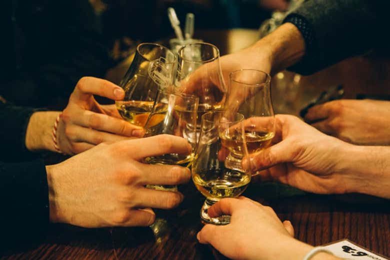 Brindando con Single Malt whisky