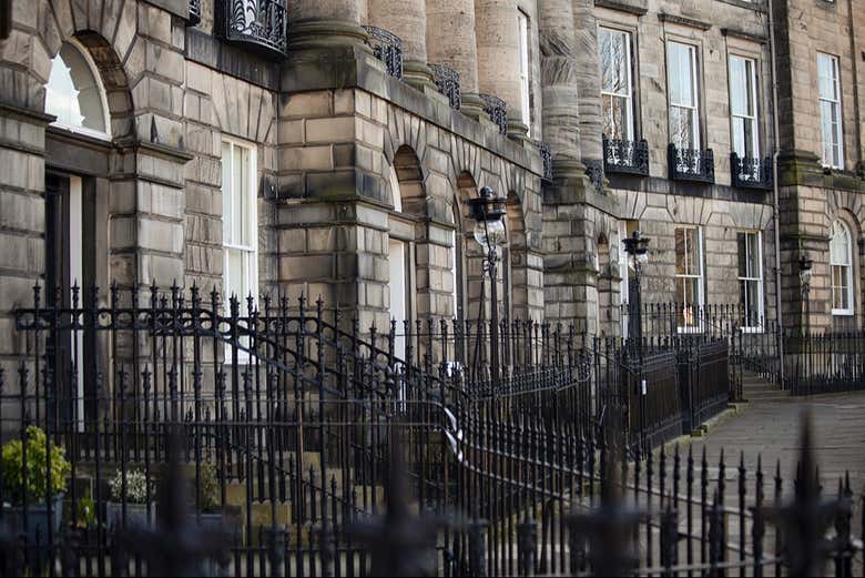 Una strada tipica di Edimburgo