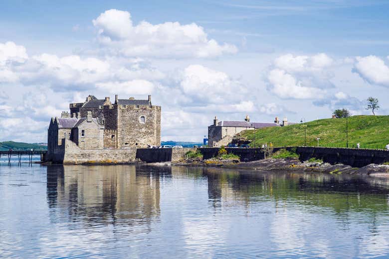 Profitez du châteai depuis le bateau