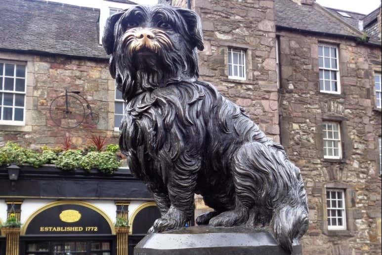 Estátua do cachorrinho Bobby