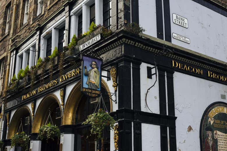 Deacon Brodies Tavern