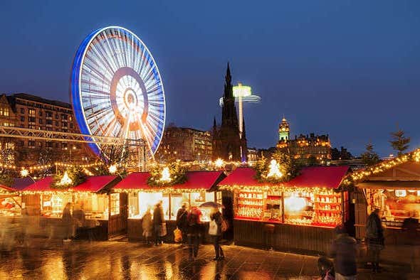 Exploring the most famous Christmas markets in Edinburgh