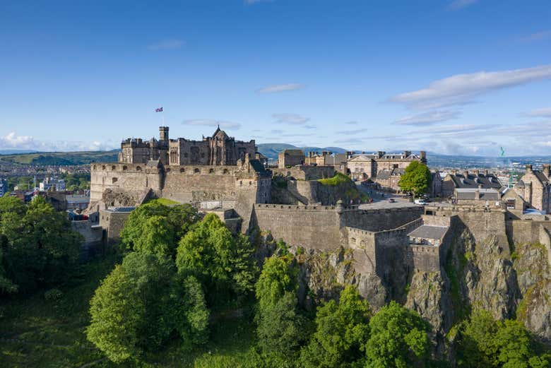 Panoramic view of Edinburgh Castle