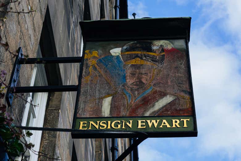 Pub Ensign Ewart
