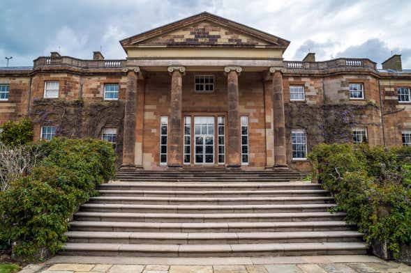 Entrada a los jardines del castillo de Hillsborough