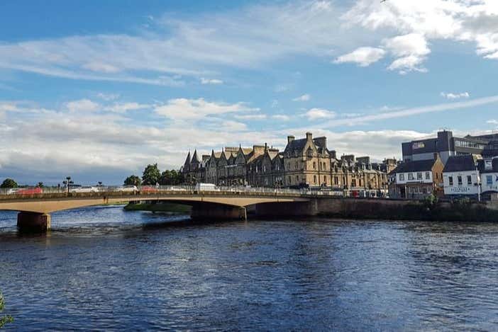 Disfrutando de la visita a Inverness