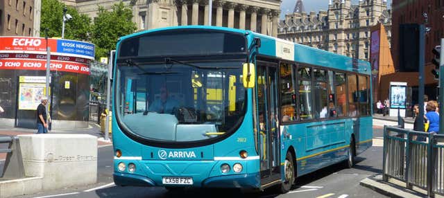 Autobús entre el Aeropuerto John Lennon y Liverpool