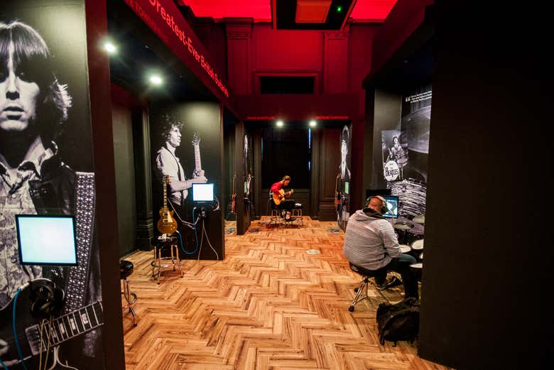 Una delle sale del British Music Experience