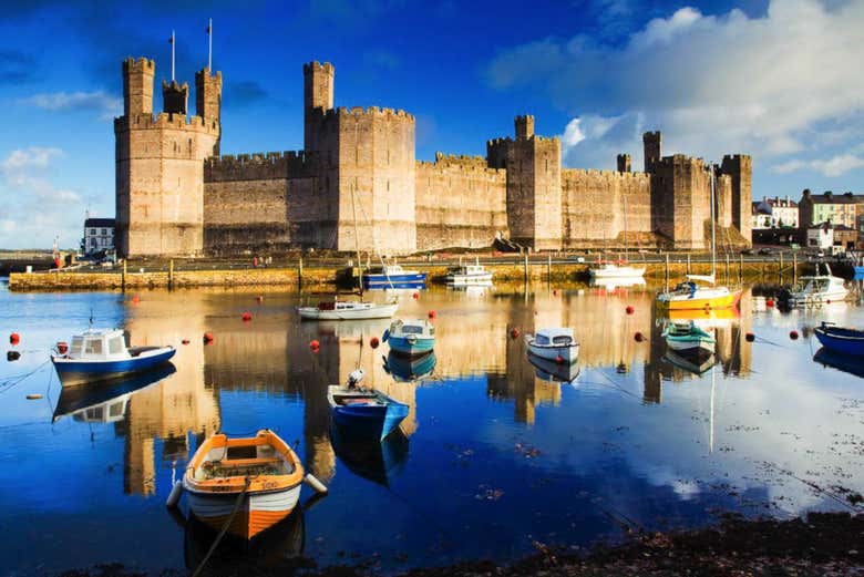 Castelo de Caernarfon, em Gales