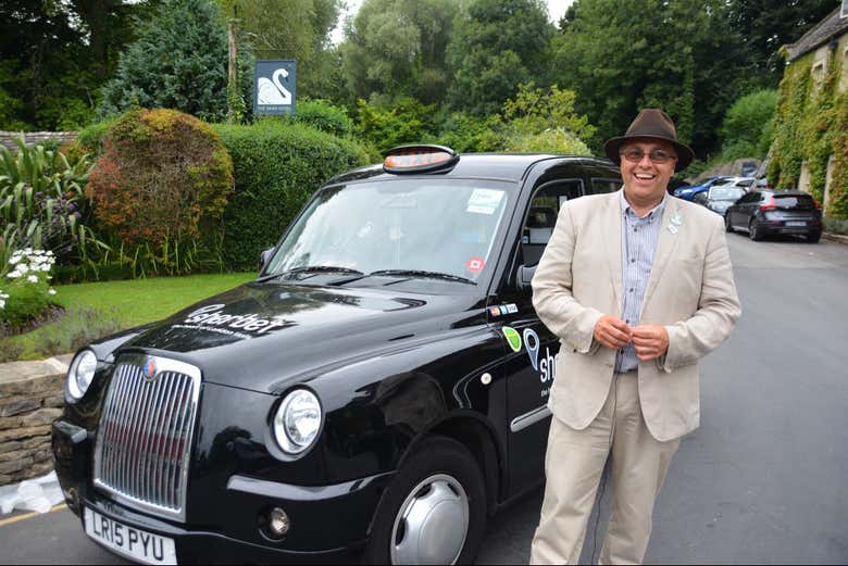 Join us on a black cab tour