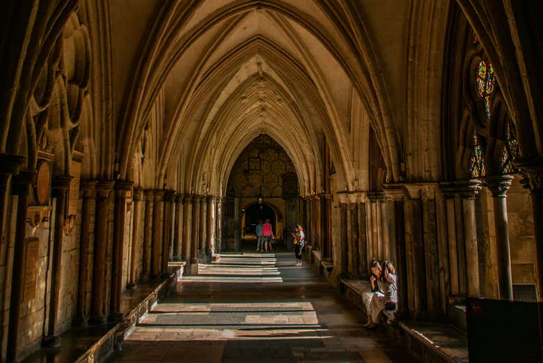 Pasearemos por el interior de la Abadía de Westminster