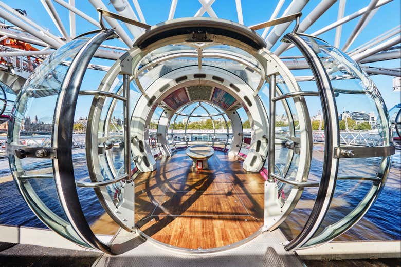 Subiréis a las cabinas transparentes del London Eye