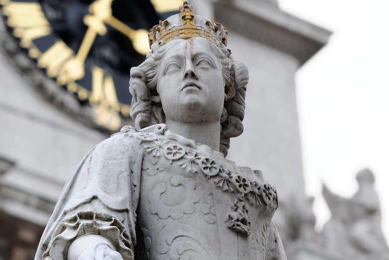 Estatua de la Reina Ana