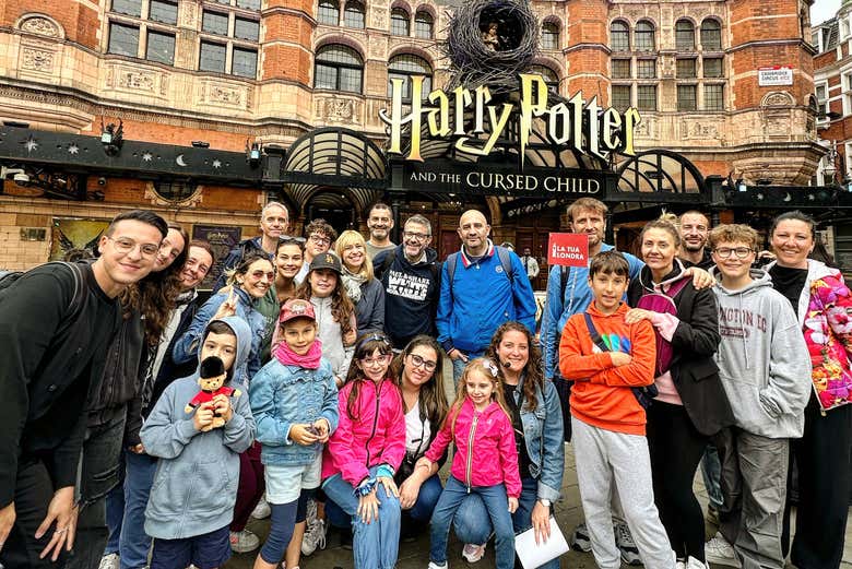 Una foto di gruppo durante il tour
