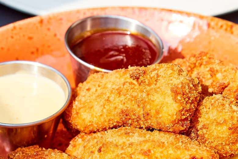 Alitas de pollo con patatas