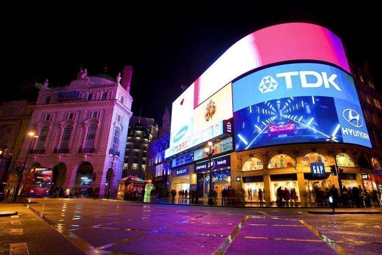 Piccadilly Circus