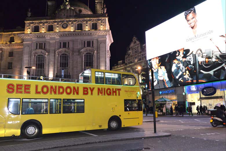 Admire Piccadilly Circus at night