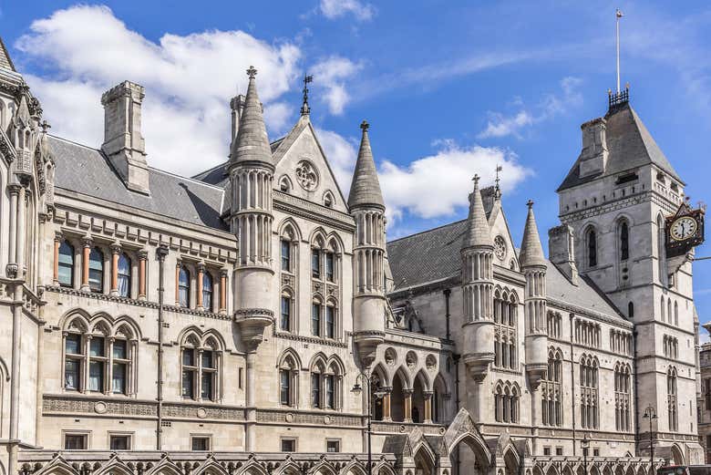 Marvel at the Royal Courts of Justice
