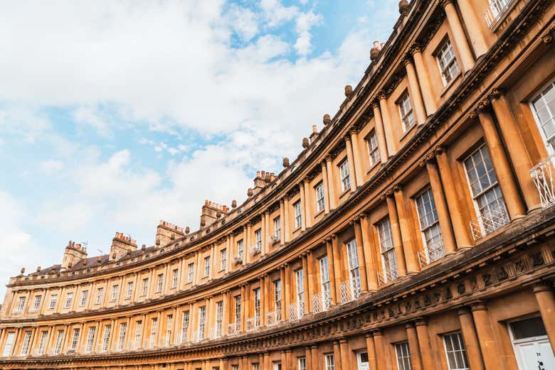 Divisando el Royal Crescent