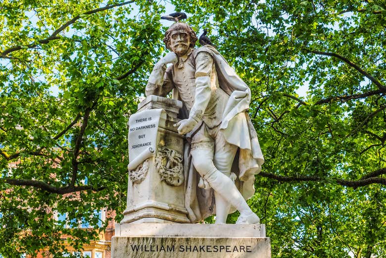 Statua di William Shakespeare a Leicester Square